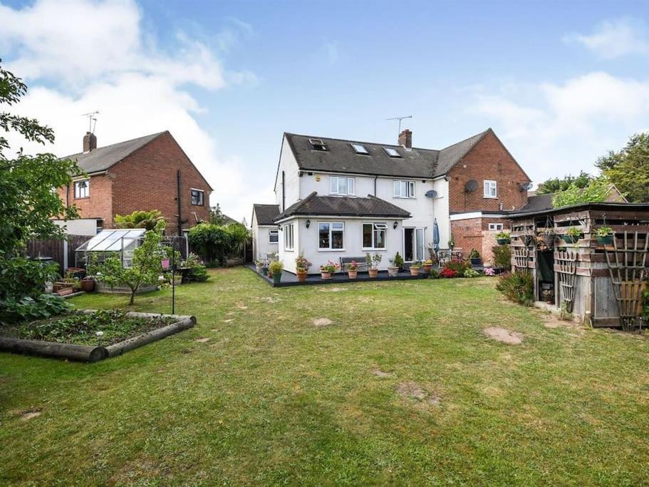 Specious 3Bed Property With Parking & Large Garden Aveley Eksteriør bilde
